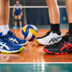 کفش مخصوص والیبال باید چه ویژگی هایی داشته باشد؟