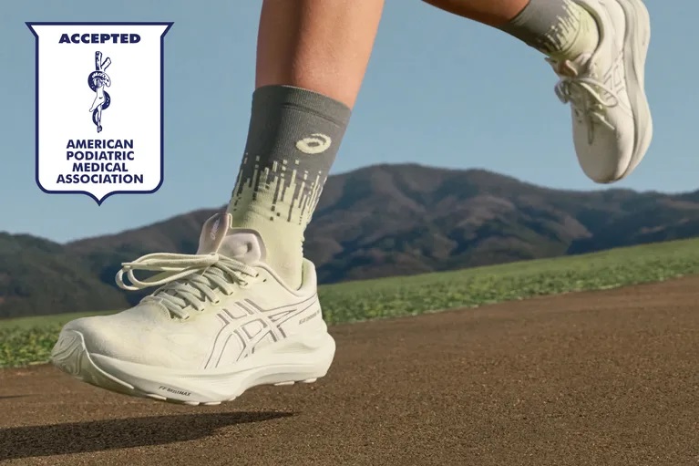 کدام کفش رانینگ ASICS برای شما مناسبتر است؟